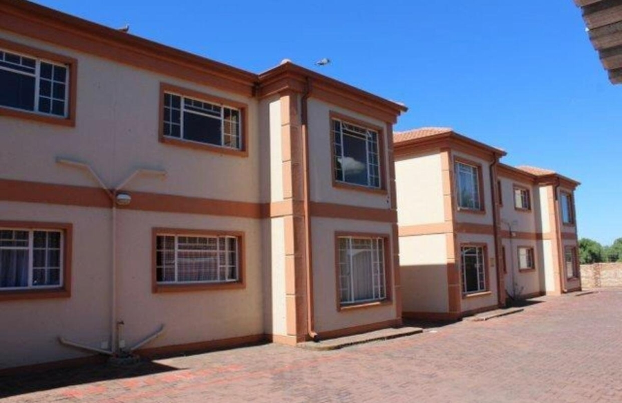 2 Bedroom Property for Sale in Miederpark North West